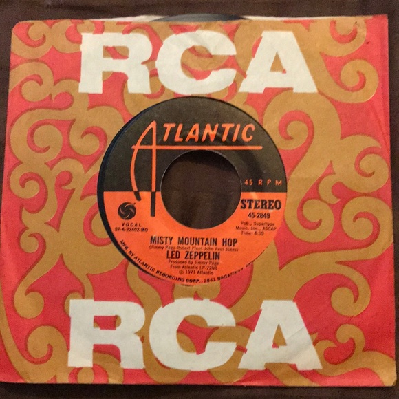 Two Led Zeppelin 45s - Picture 5 of 5